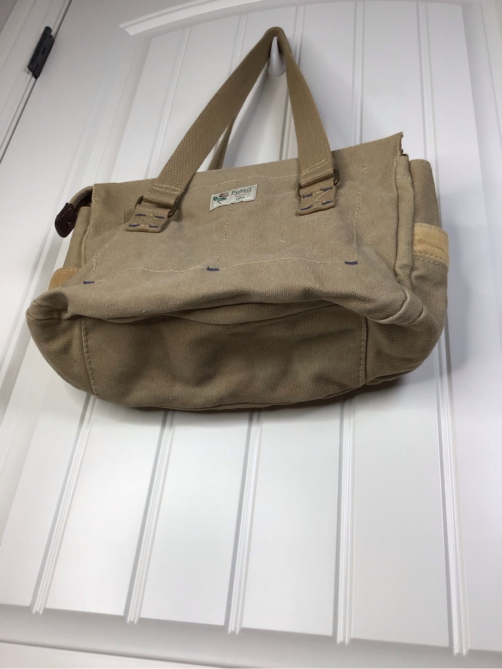 Fossil Canvas Utility Shoulder Bag Multi Pocket in Khaki. - Picture 6 of 10